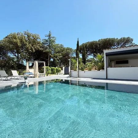 Les Cepedes Villa